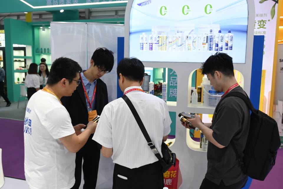 载誉而归：速缝先生陶博会精彩盘点